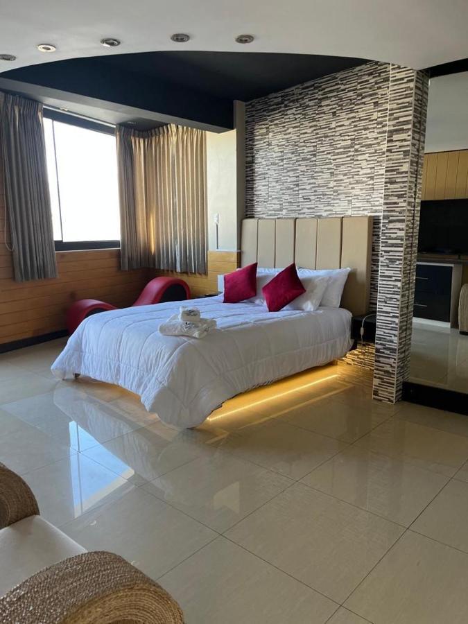 Casa Hotel Cisne Azul El Tambo ภายนอก รูปภาพ