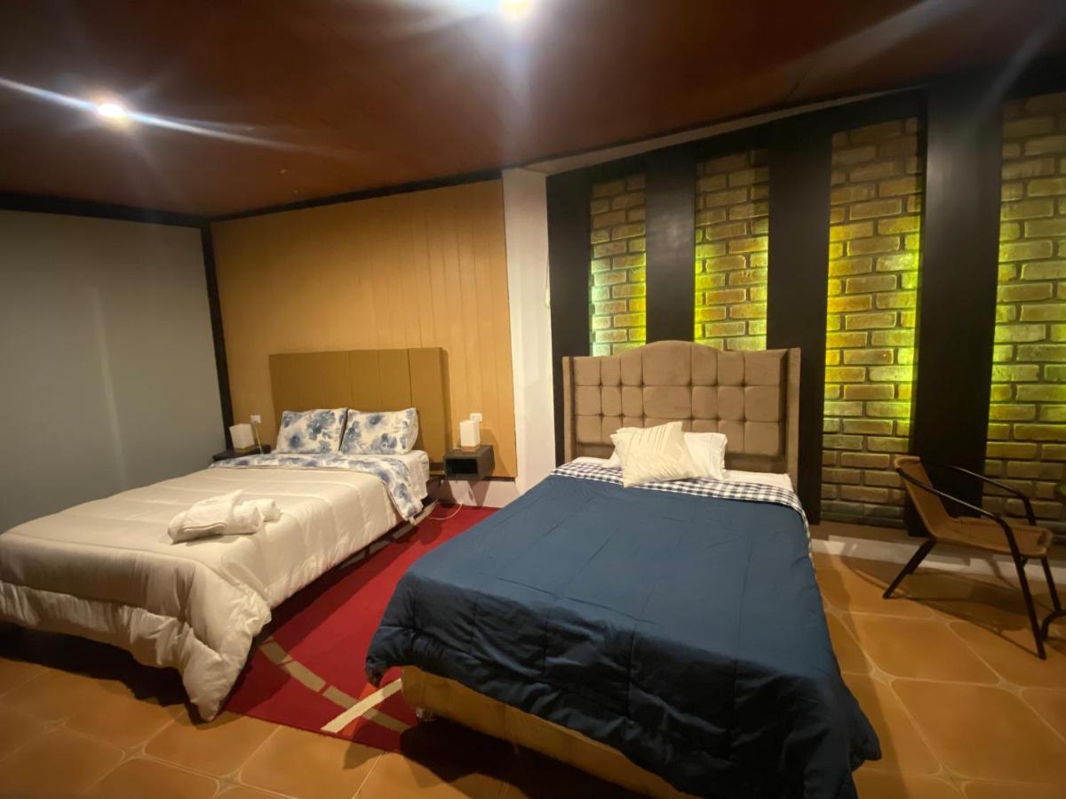 Casa Hotel Cisne Azul El Tambo ภายนอก รูปภาพ